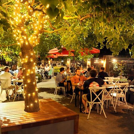 The Stirling Arms Hotel Perth Dış mekan fotoğraf