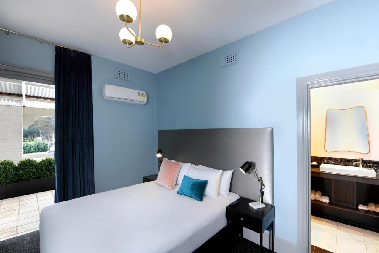 The Stirling Arms Hotel Perth Dış mekan fotoğraf