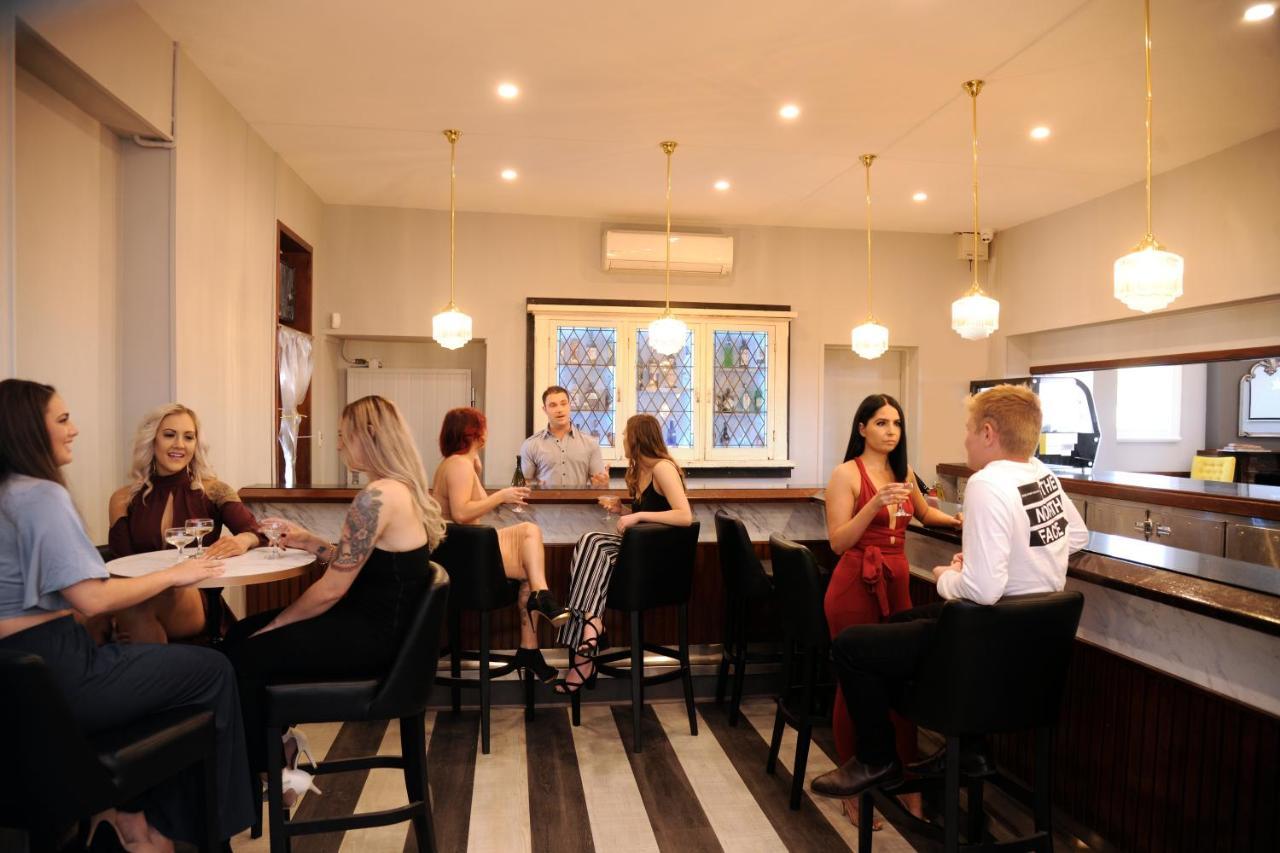 The Stirling Arms Hotel Perth Dış mekan fotoğraf
